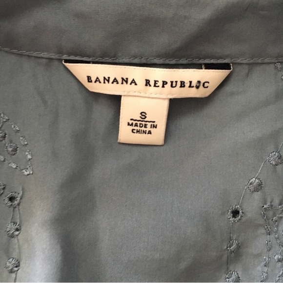 Banana republic silk embroidered eyelet blouse - Picture 4 of 5